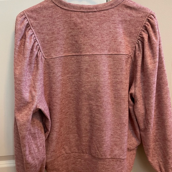 Evereve Kylar Pleated Sleeve Pullover Brick XS New Without Tags NWOT - Picture 3 of 4